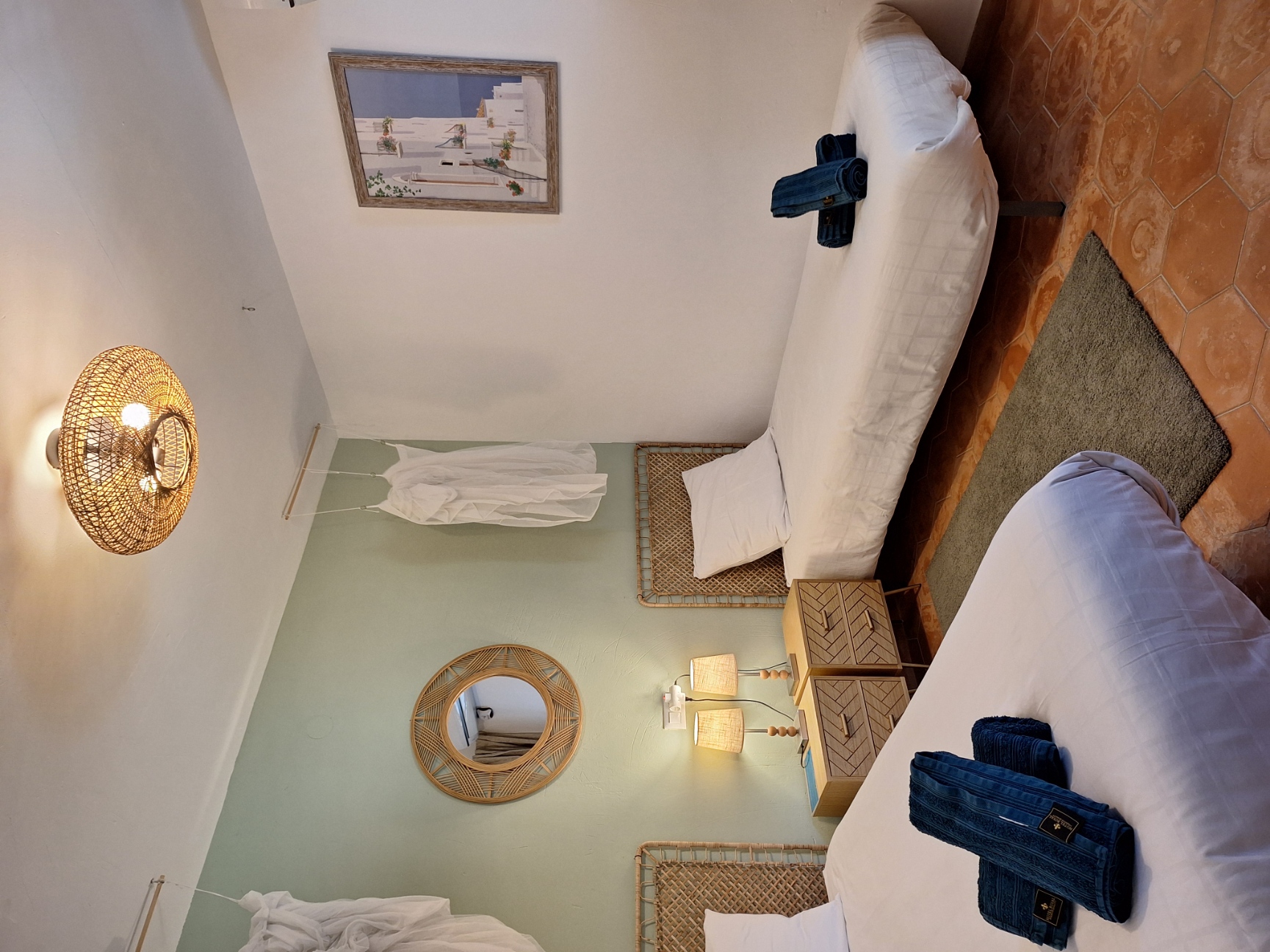 Twin bedroom